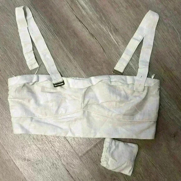 Maeve Soft Gray Strapless Crop Top - Picture 7 of 7